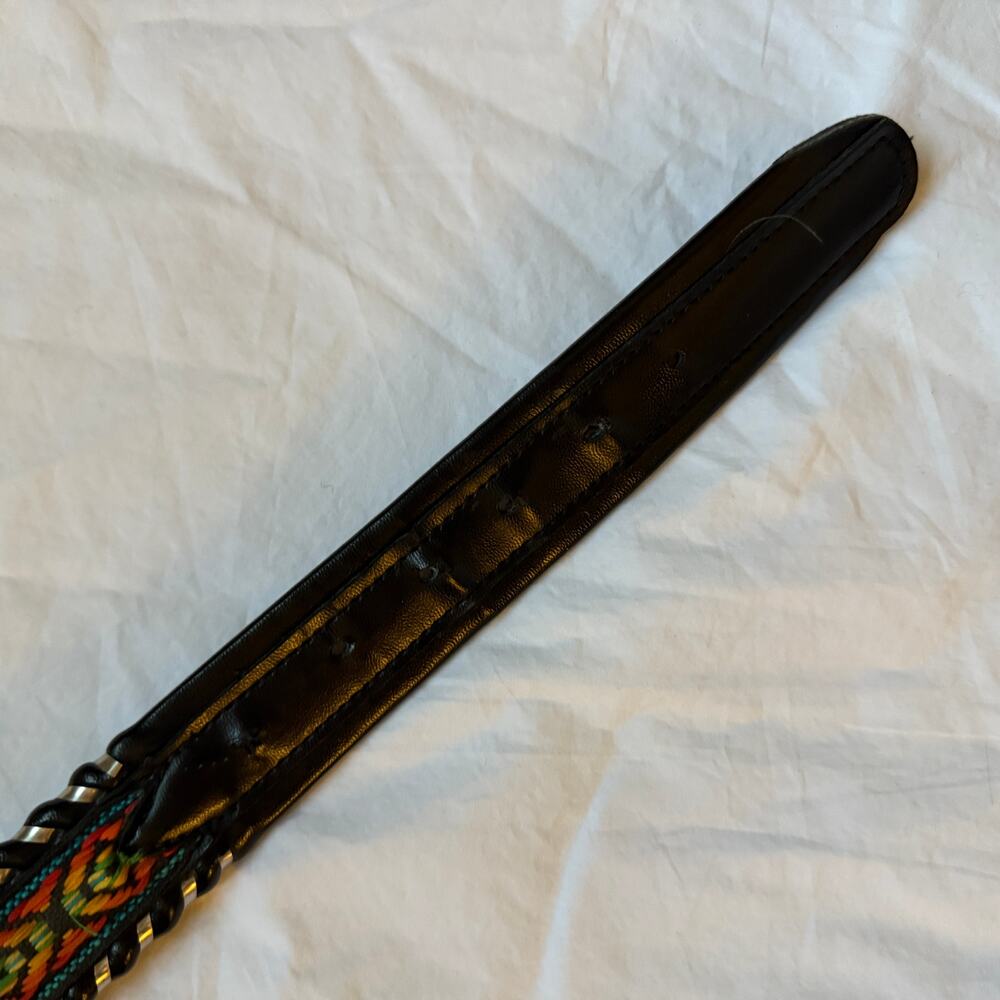 vintage vegan leather embroidered belt, black w/ silver buckle, M - Picture 5 of 7